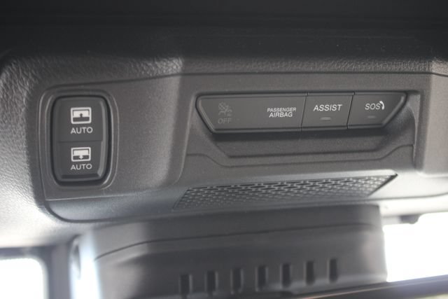 Used 2024 Jeep Wrangler High Altitude AWD/4WD image 13