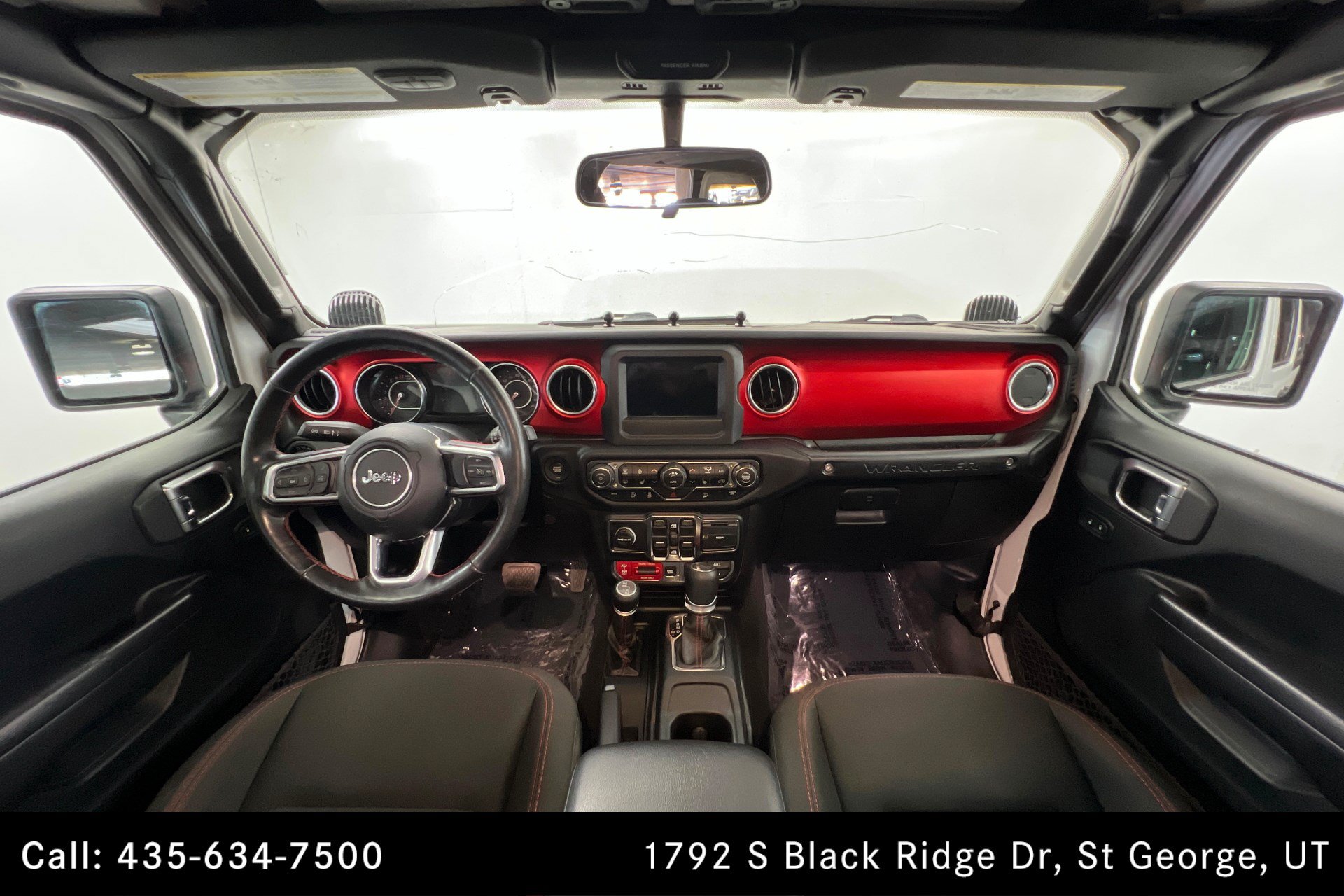 Used 2019 Jeep Wrangler Unlimited Rubicon w/ Cold Weather Group AWD/4WD image 9