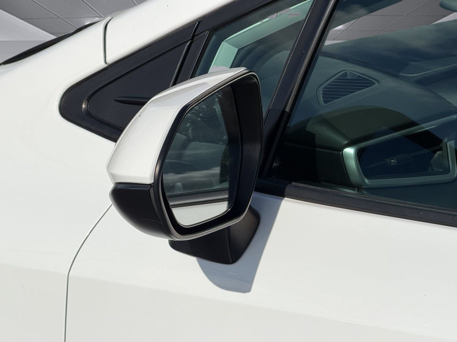 Used 2023 Toyota Corolla LE FWD image 29