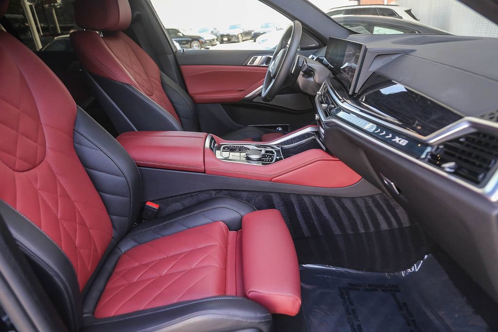 Certified 2026 BMW X6 xDrive40i AWD/4WD image 13