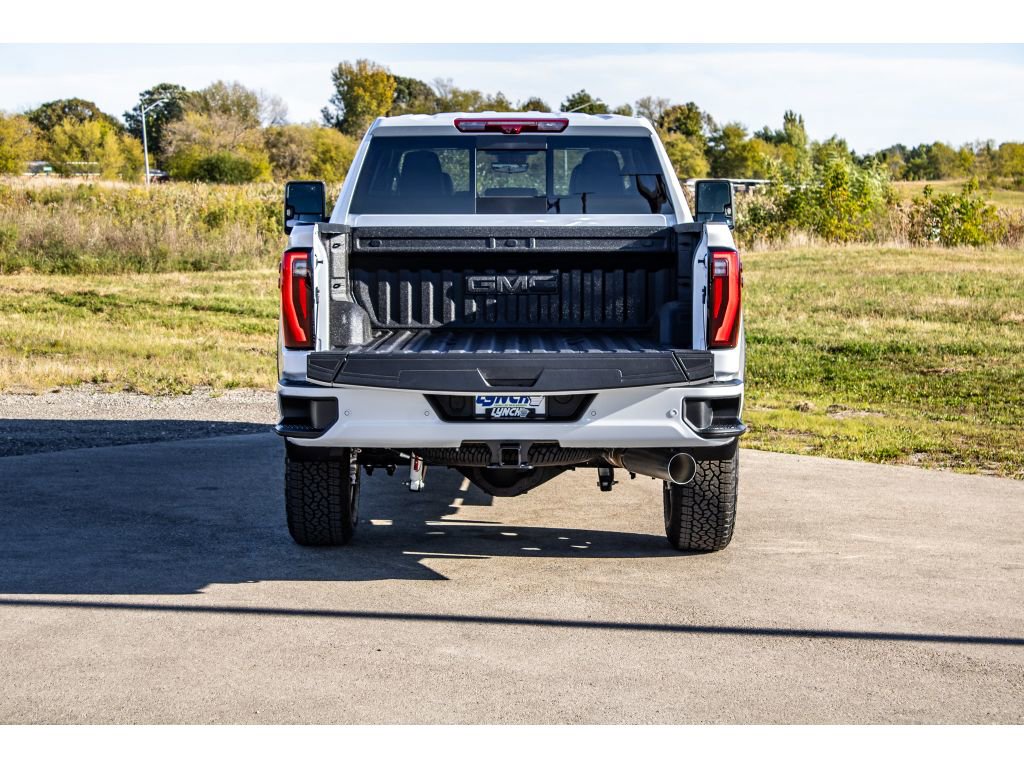 New 2026 GMC Sierra 3500 Denali w/ Denali Reserve Package image 7