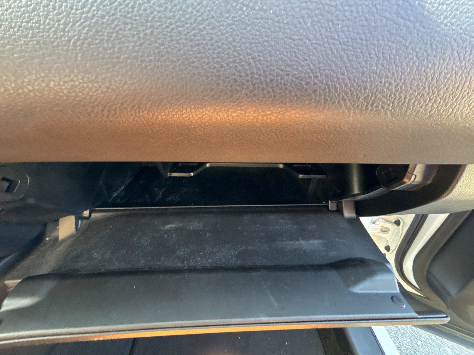 Used 2021 Lexus UX 200 w/ Premium Package FWD image 40
