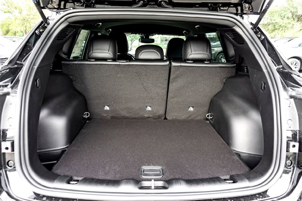 New 2026 Jeep Compass Latitude image 21