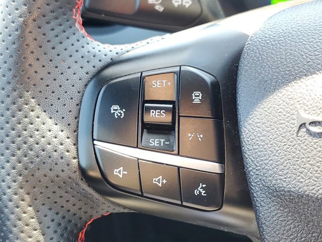 Certified 2023 Ford Escape ST-Line Elite w/ Premium Technology Package AWD/4WD image 17