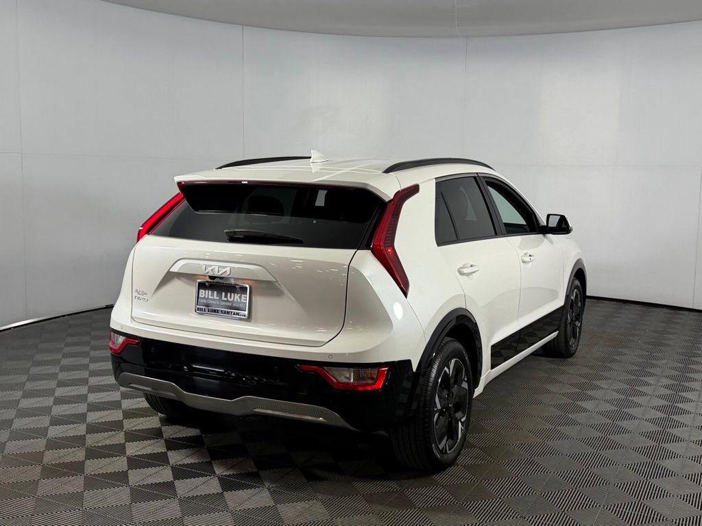 Used 2025 Kia Niro Wind FWD image 8