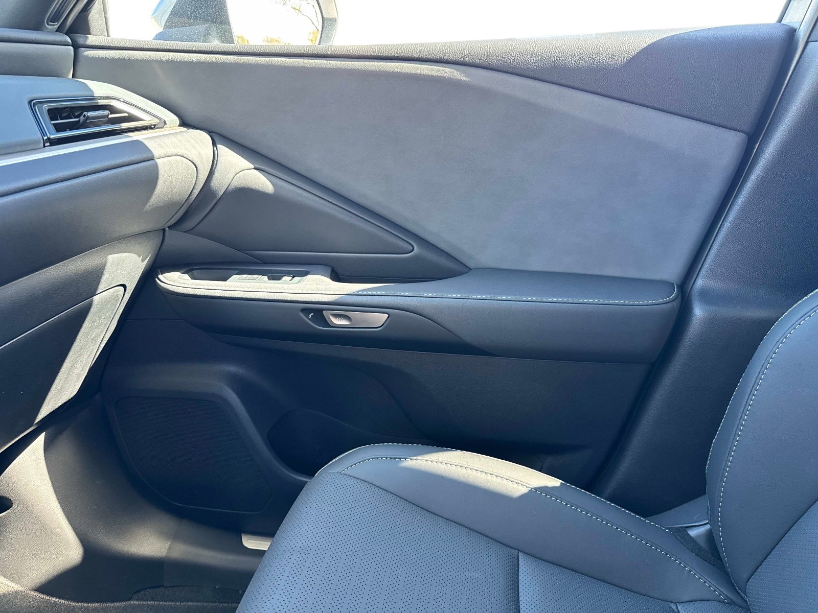 New 2026 Lexus TX 350 AWD image 25