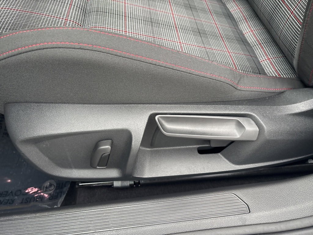 Used 2025 Volkswagen GTI S image 22