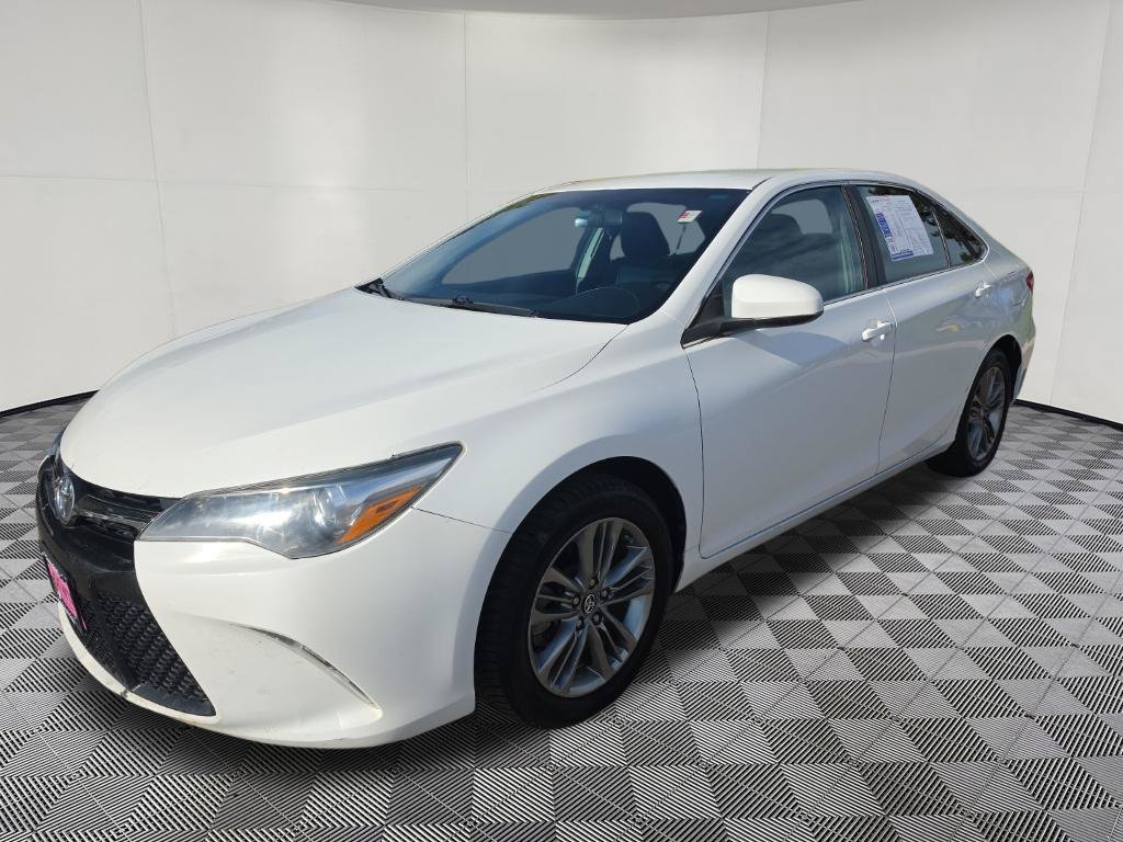 Used 2016 Toyota Camry SE FWD image 3