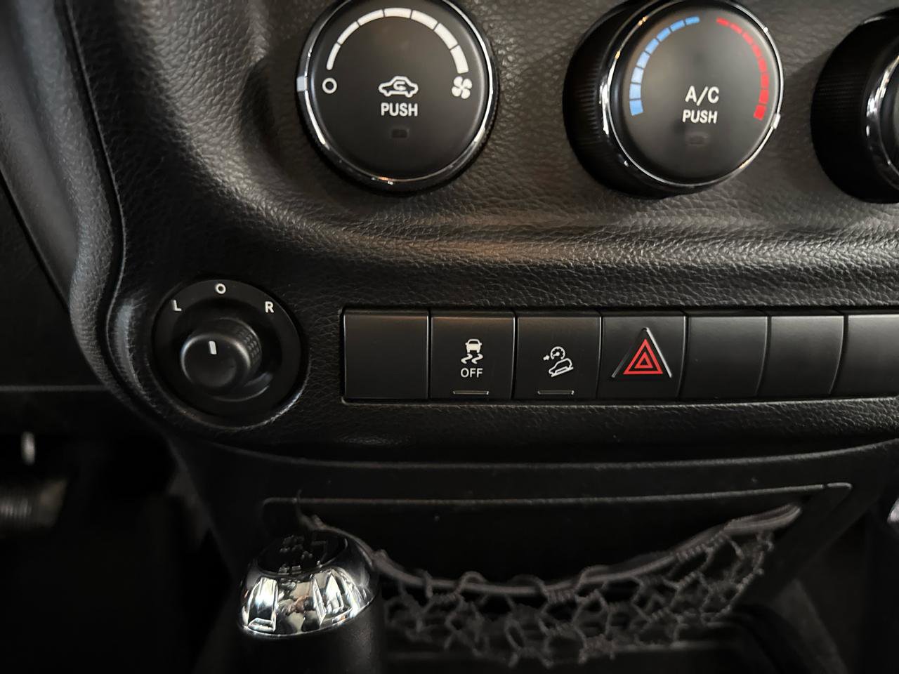 Used 2012 Jeep Wrangler Unlimited Sport image 19