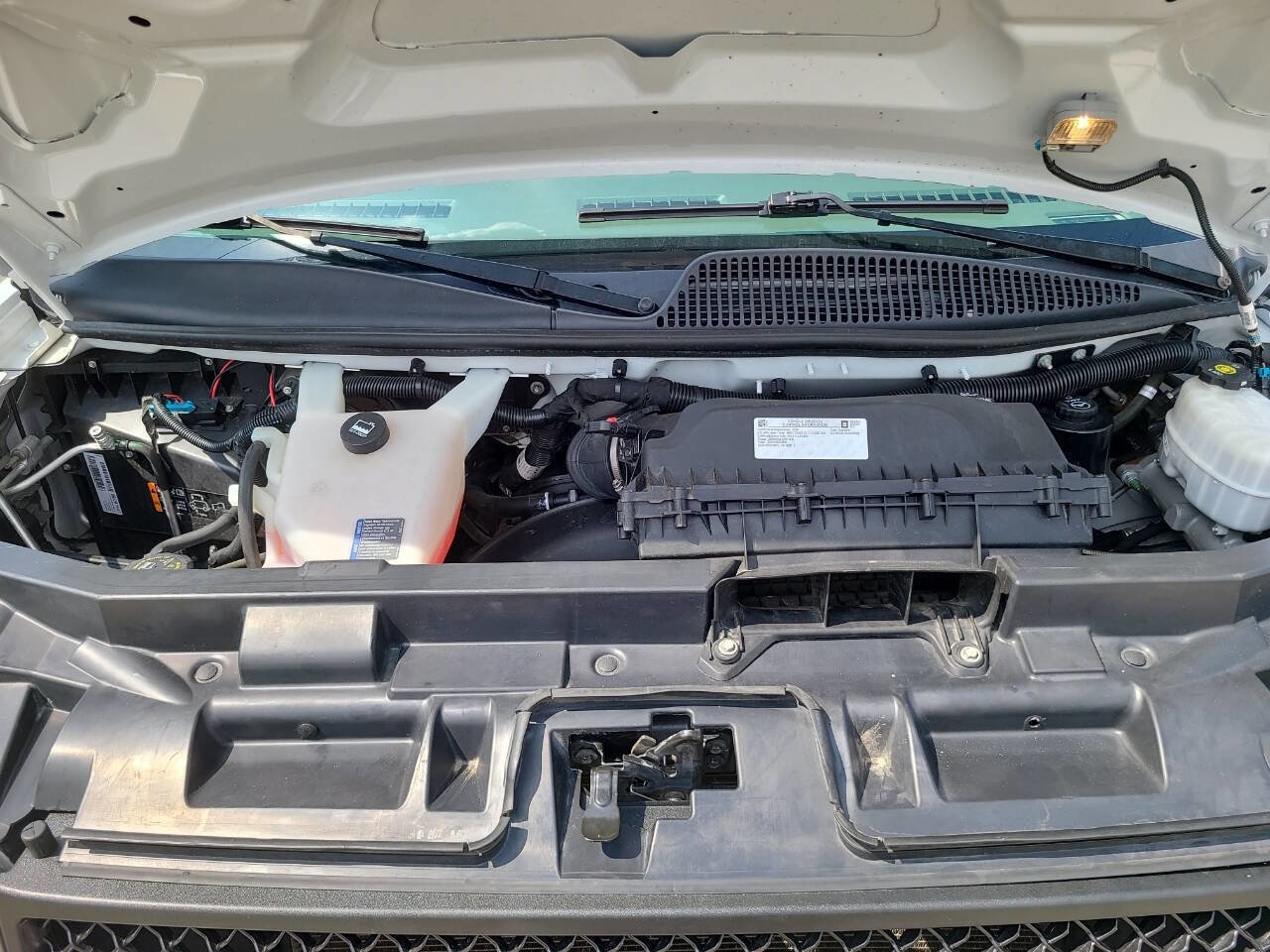 Used 2018 Chevrolet Express 2500 2500 3dr Extended Cargo Van image 63