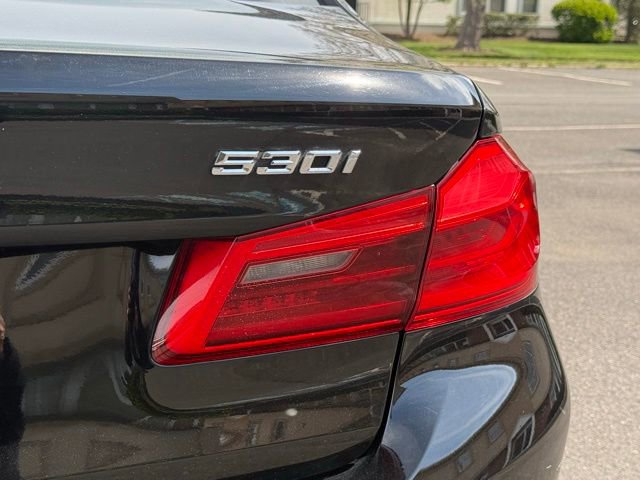 Used 2018 BMW 530i xDrive AWD/4WD image 17