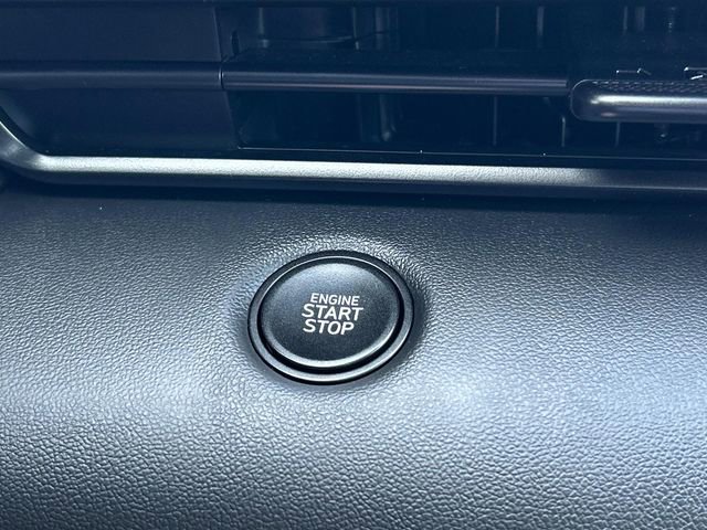 Used 2025 Hyundai Elantra Sport w/ Cargo Package image 33