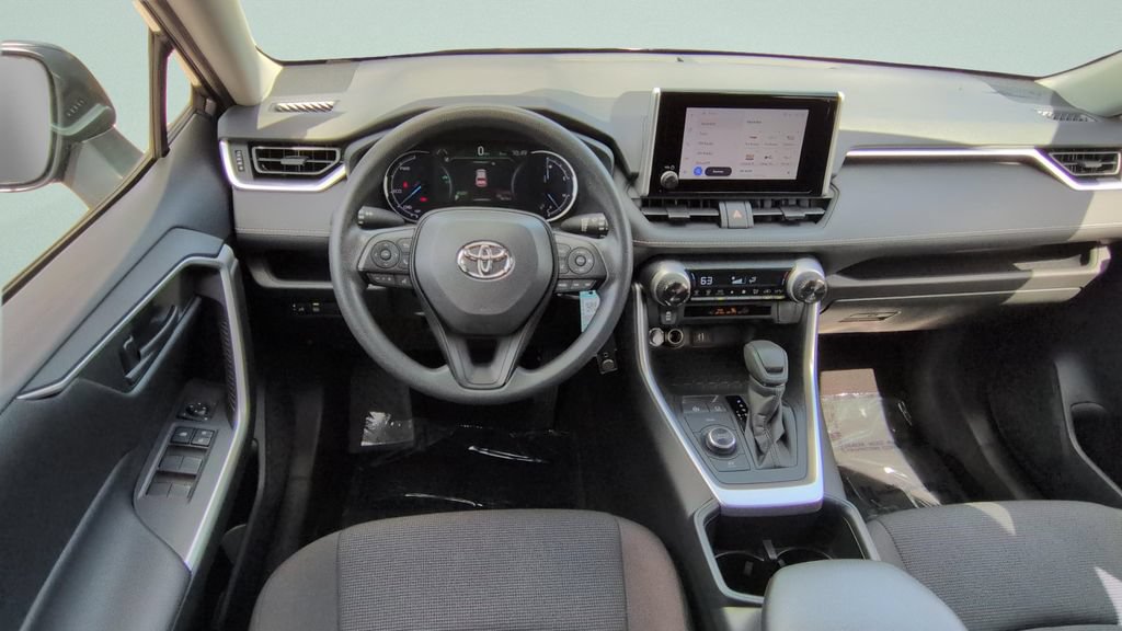 Used 2025 Toyota RAV4 LE AWD/4WD image 12