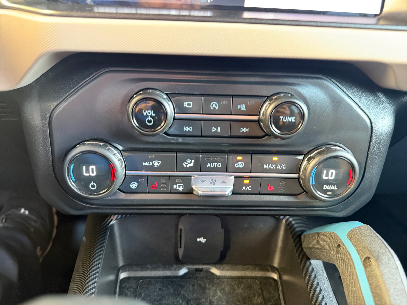 Used 2021 Ford Bronco Wildtrak AWD/4WD image 25