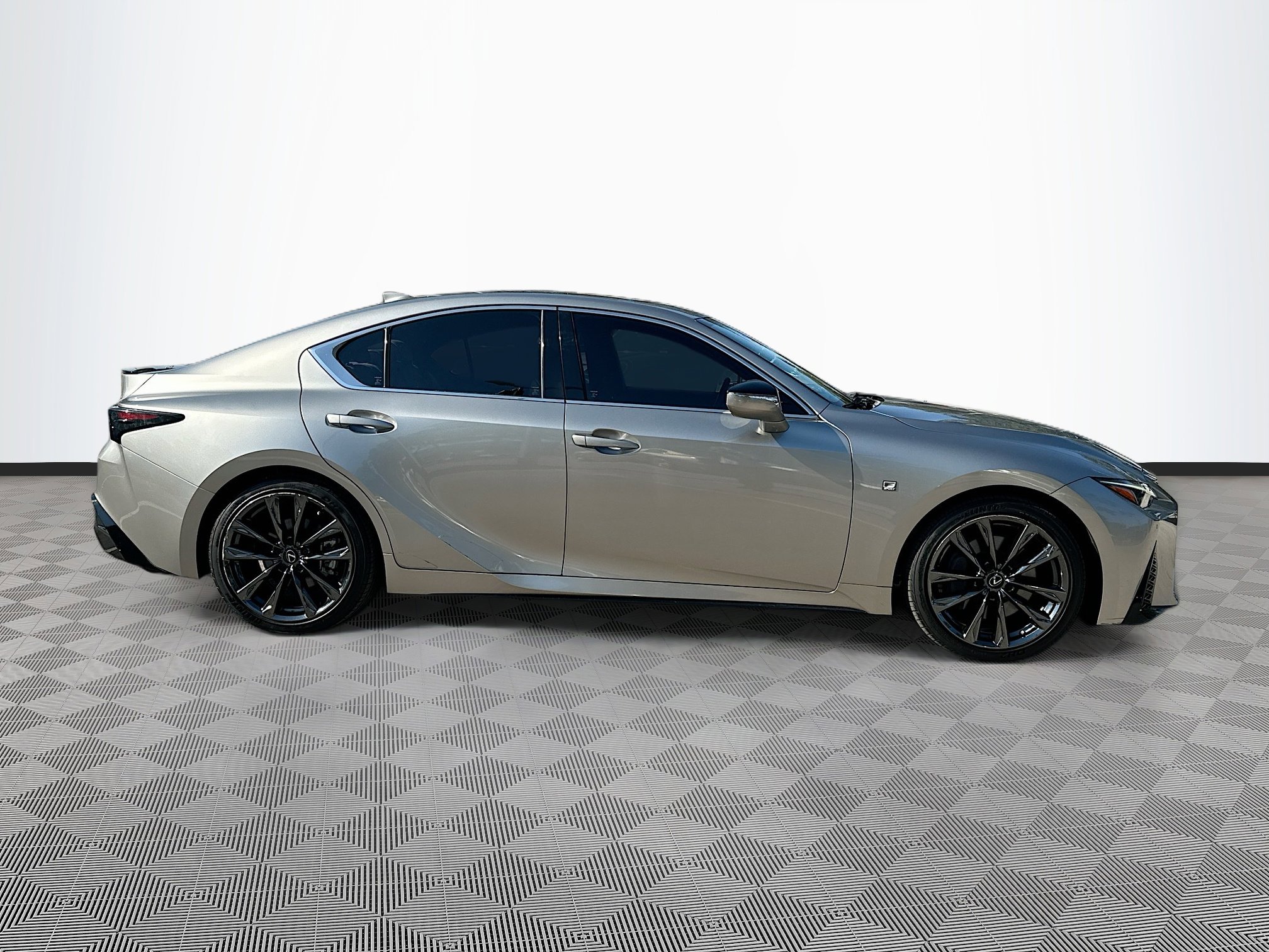 Used 2022 Lexus IS 350 F Sport image 8