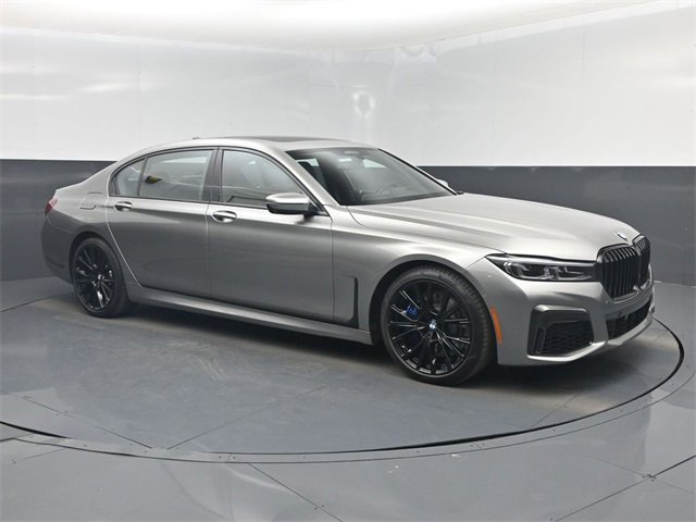 Used 2022 BMW 740i xDrive 740i xDrive w/ M Sport Package image 1