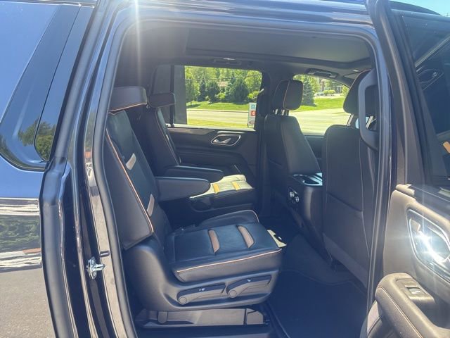 Used 2024 GMC Yukon XL AT4 AWD/4WD image 28