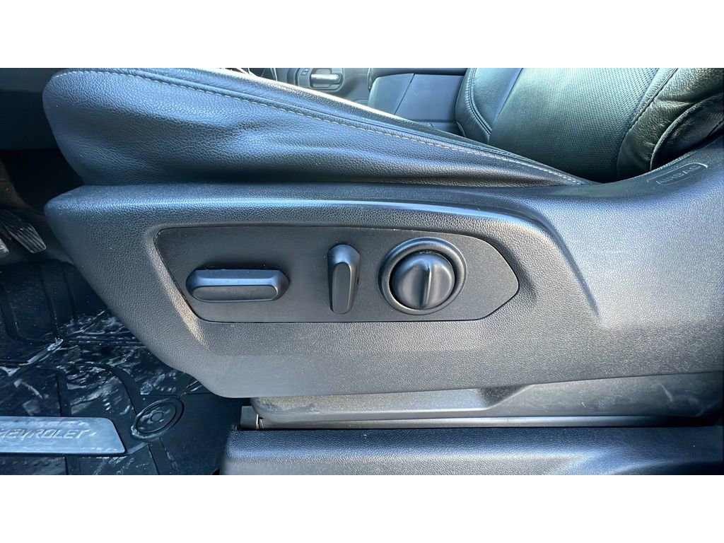 Certified 2020 Chevrolet Silverado 2500 LTZ w/ LTZ Premium Package image 25