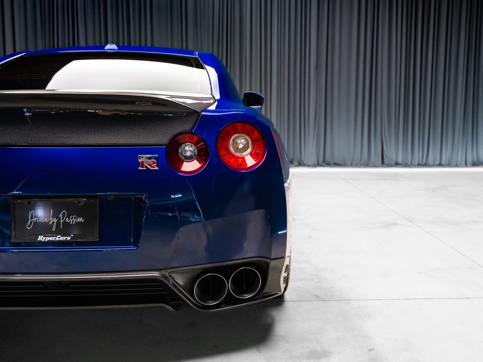 Used 2013 Nissan GT-R Black Edition AWD/4WD image 43