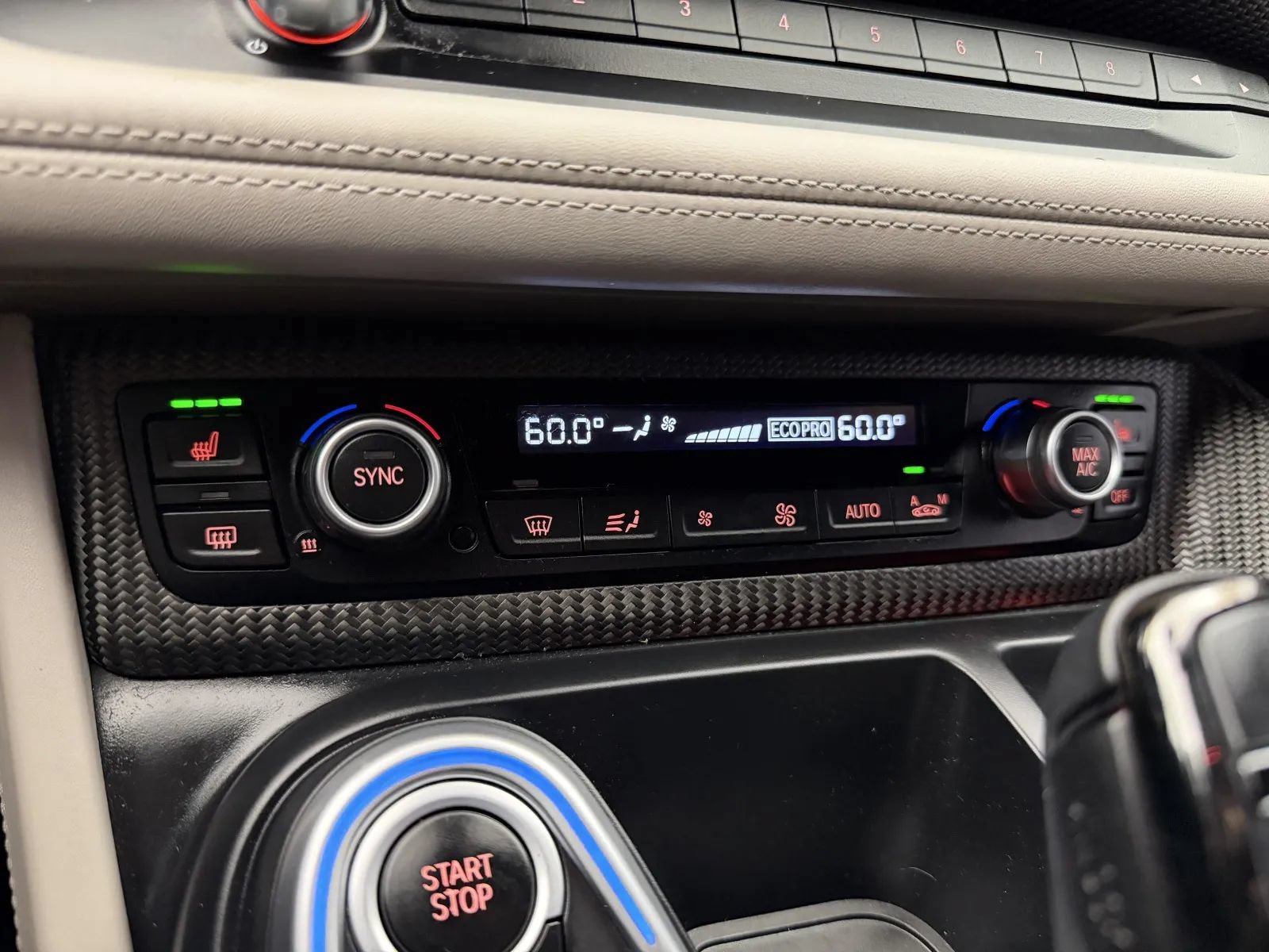 Used 2019 BMW i8 Coupe AWD/4WD image 26
