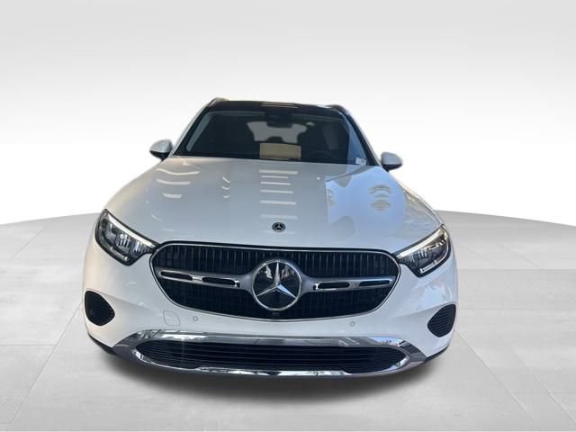 Used 2025 Mercedes-Benz GLC 350e GLC 350e image 8