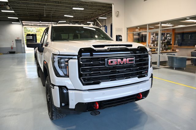 New 2026 GMC Sierra 2500 AT4 w/ AT4 Premium Plus Package image 3