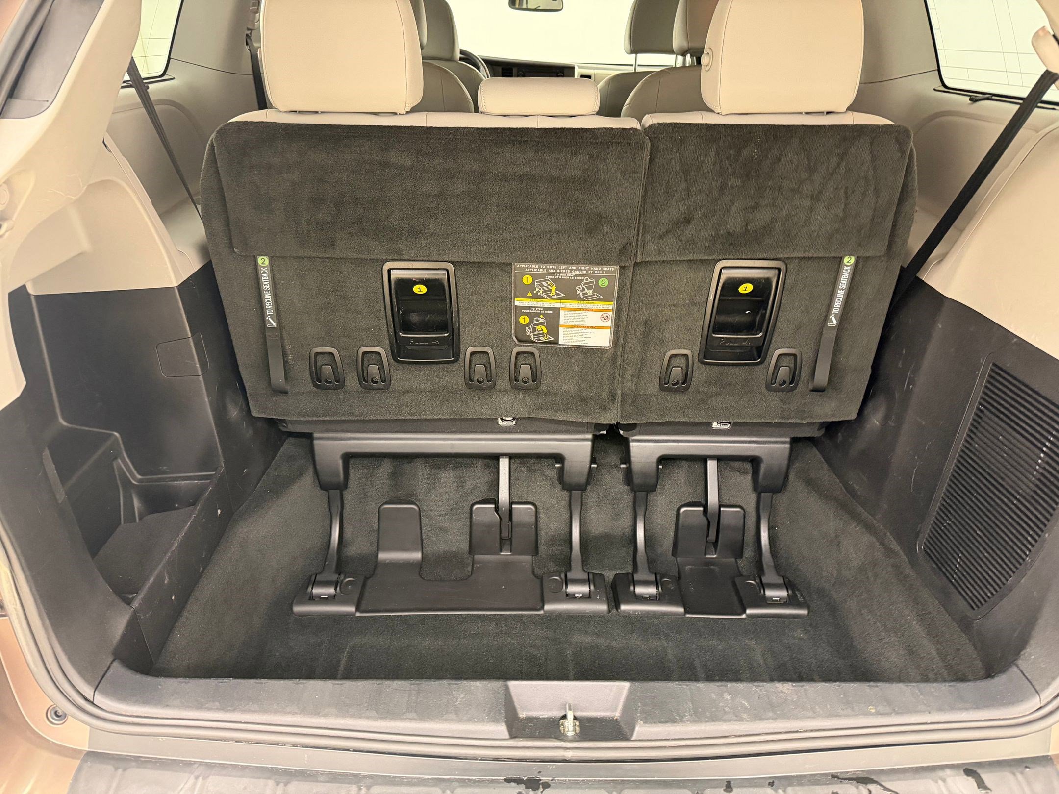 Used 2018 Toyota Sienna Limited Premium image 20