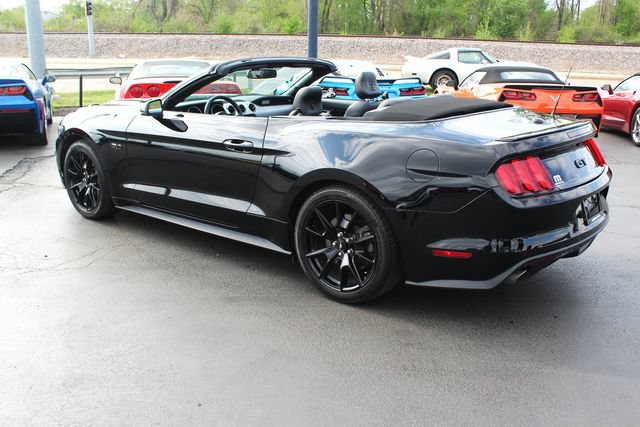 Used 2017 Ford Mustang GT Premium w/ Equipment Group 401A RWD image 26