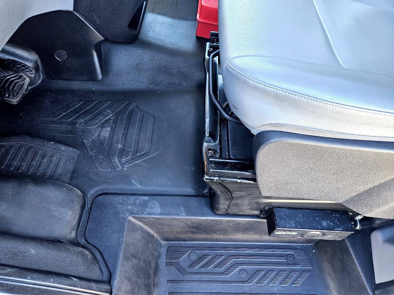 Used 2019 Ford Transit 350 XL image 15