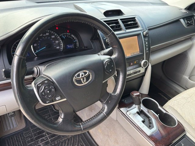 Used 2012 Toyota Camry XLE FWD image 17