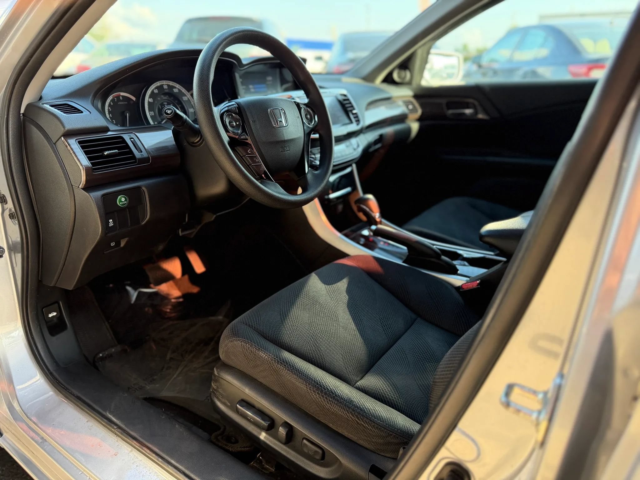 Used 2017 Honda Accord EX image 7