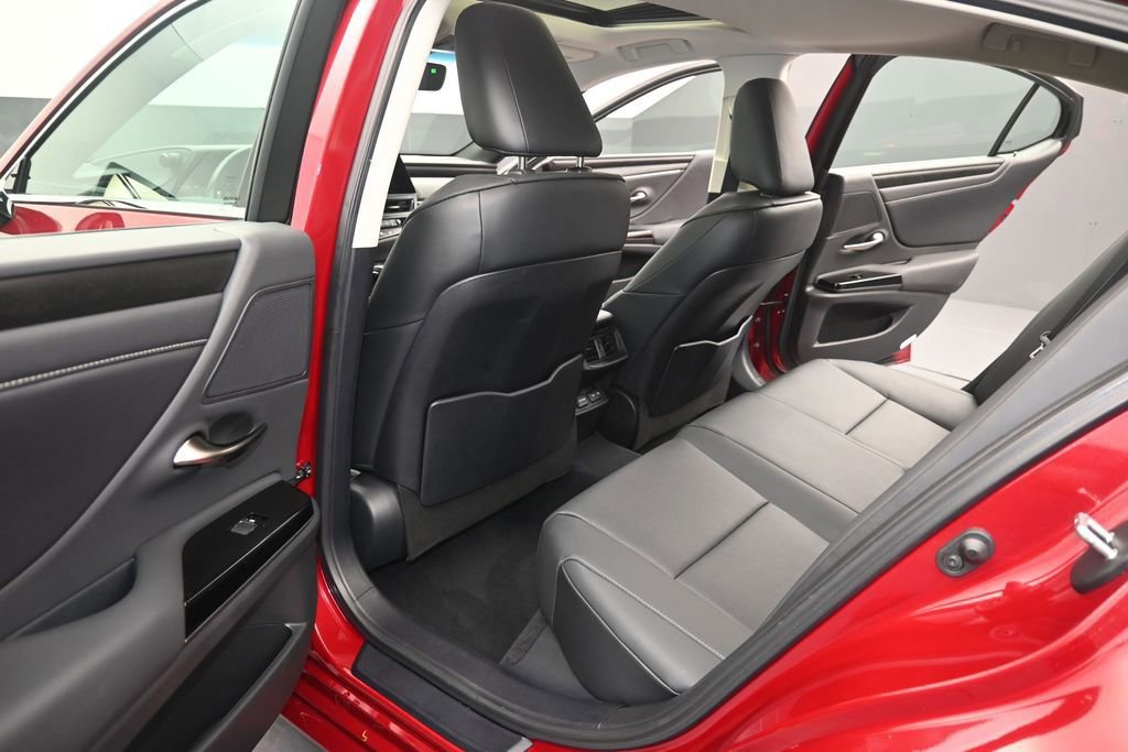 Certified 2024 Lexus ES 350 w/ Premium Package FWD image 12