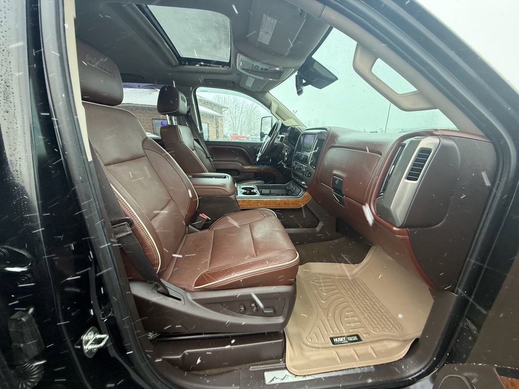Used 2015 Chevrolet Silverado 3500 High Country w/ Duramax Plus Package image 24