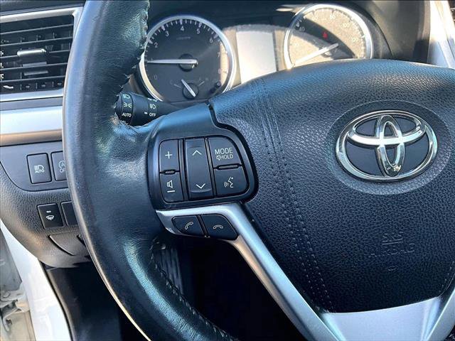 Used 2018 Toyota Highlander XLE image 19