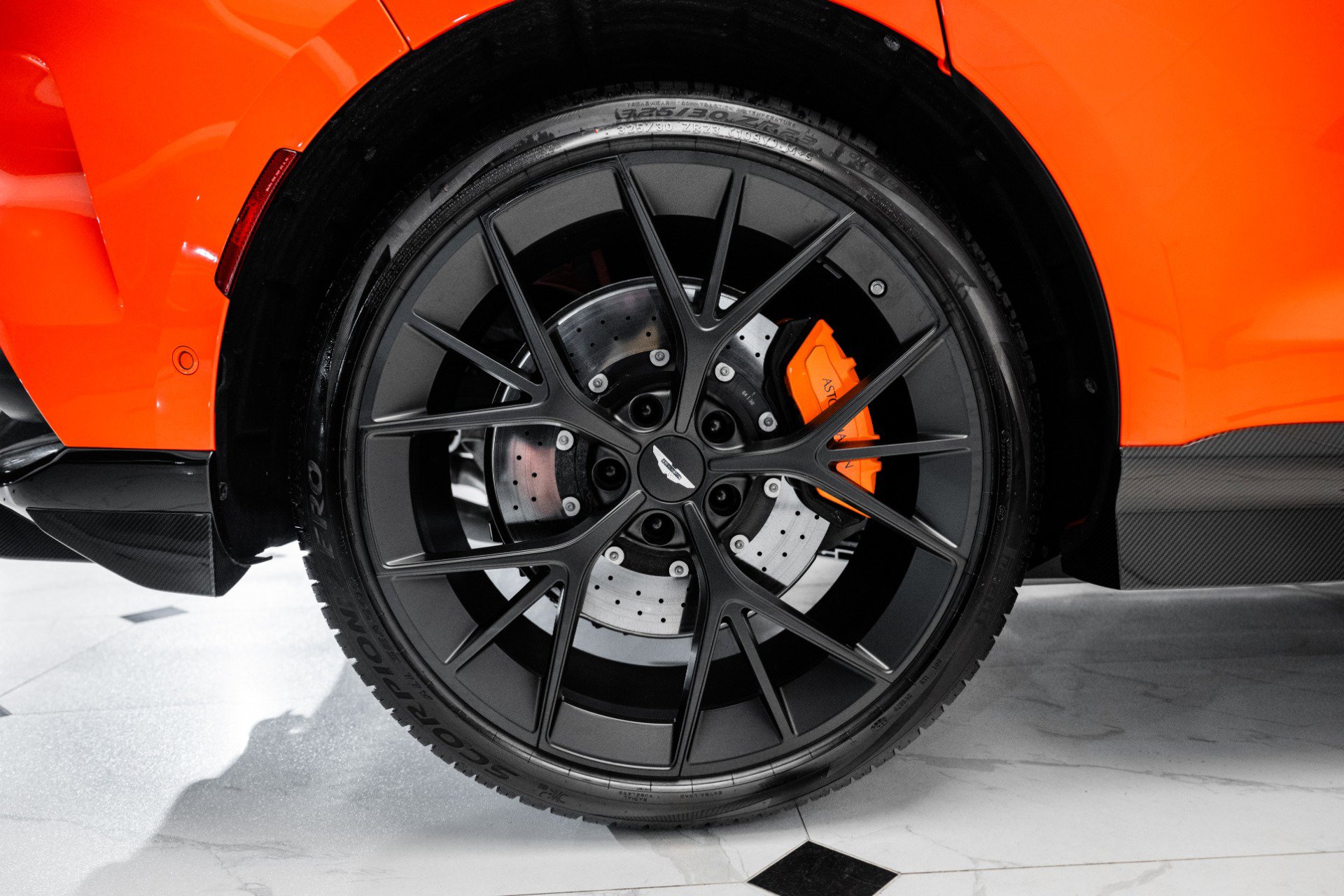 Used 2025 Aston Martin DBX 707 image 62