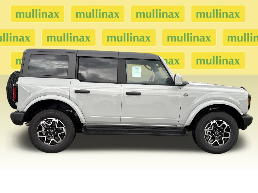New 2026 Ford Bronco Outer Banks AWD/4WD image 14
