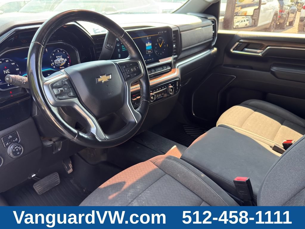 Used 2024 Chevrolet Silverado 2500 LT AWD/4WD image 13