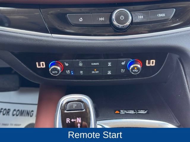 Used 2021 Buick Enclave Avenir w/ Avenir Technology Package AWD/4WD image 21