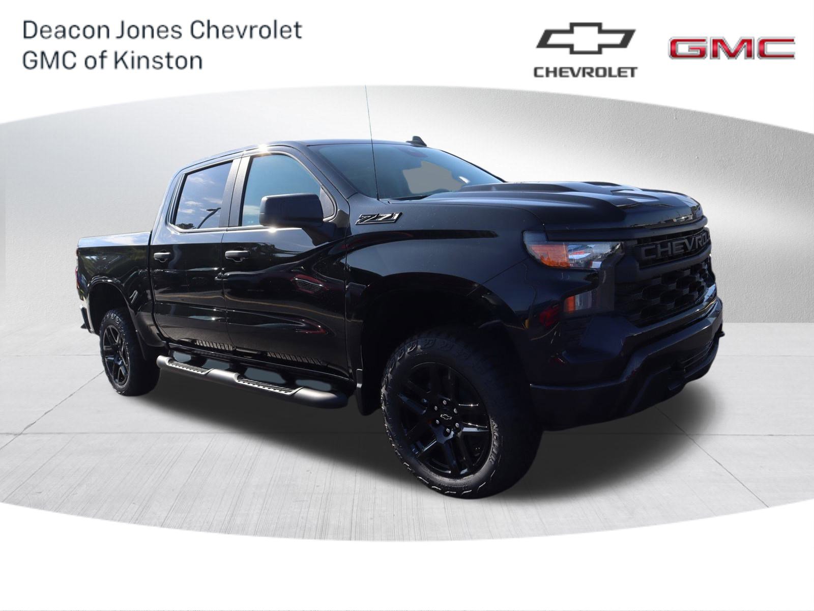 New 2024 Chevrolet Silverado 1500 Custom Trail Boss w/ Midnight Edition