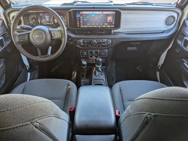 Used 2024 Jeep Wrangler Willys image 17