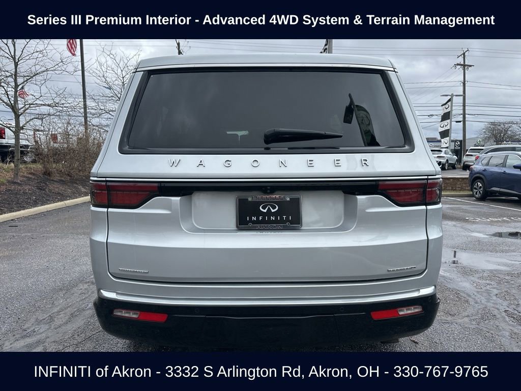 Used 2022 Jeep Wagoneer Series III w/ Flexible Seating Group image 12