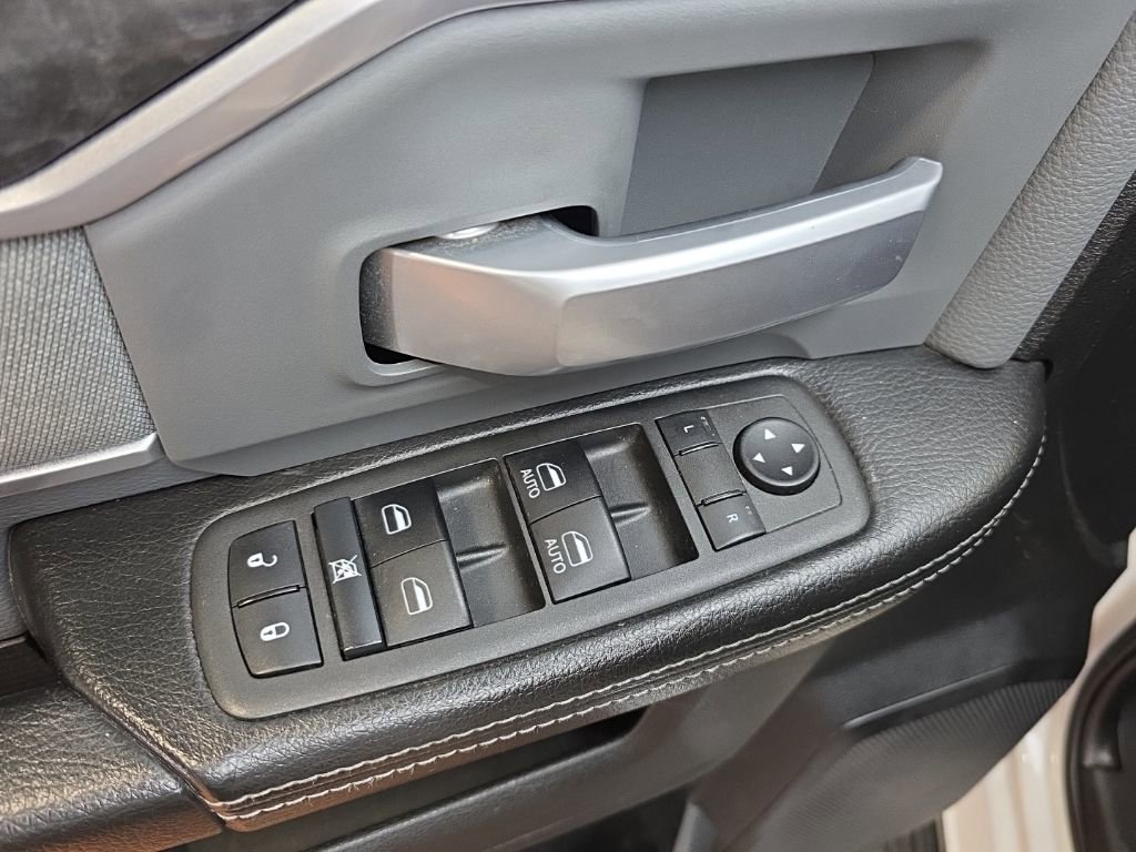 Used 2022 RAM 3500 Big Horn AWD/4WD image 27