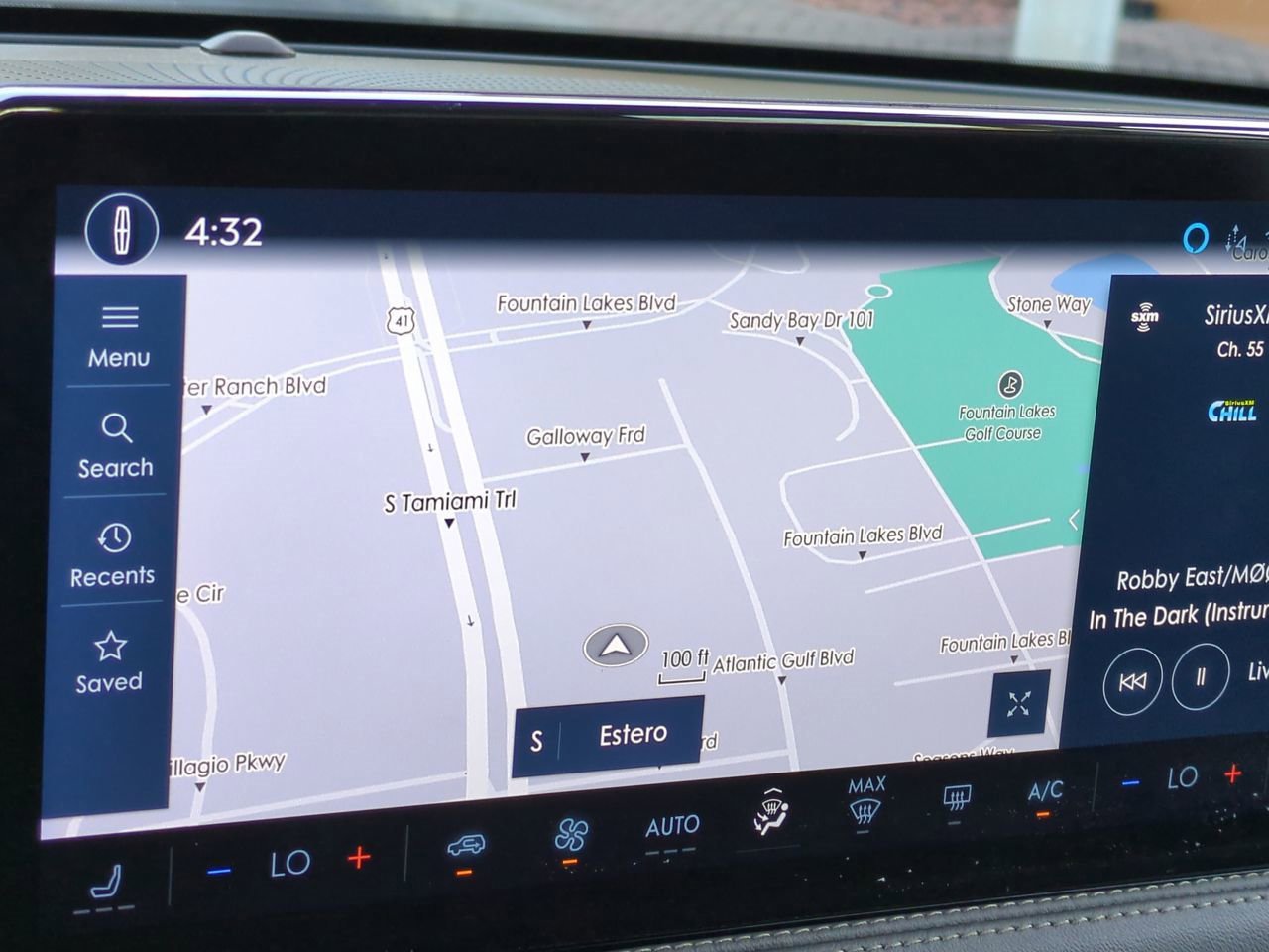 Used 2023 Lincoln Corsair Reserve w/ Towing Package image 21