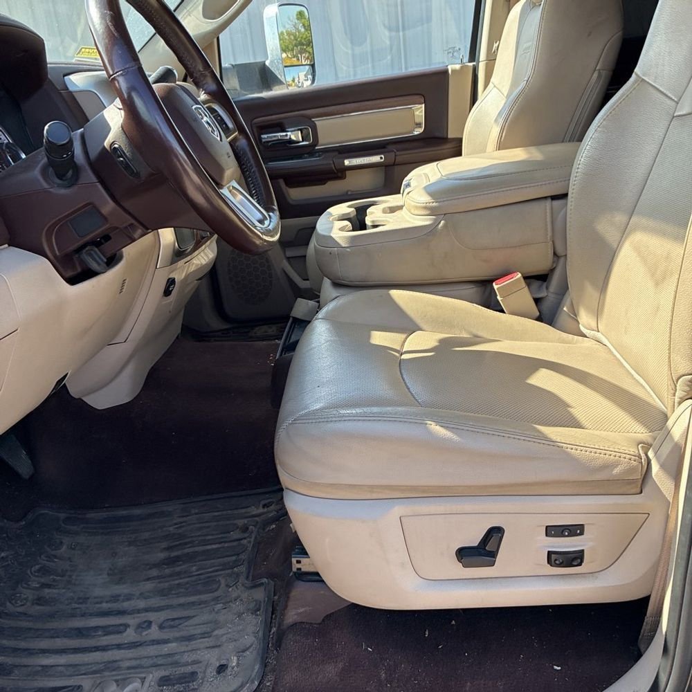 Used 2016 RAM 2500 Laramie w/ Cold Weather Group image 5