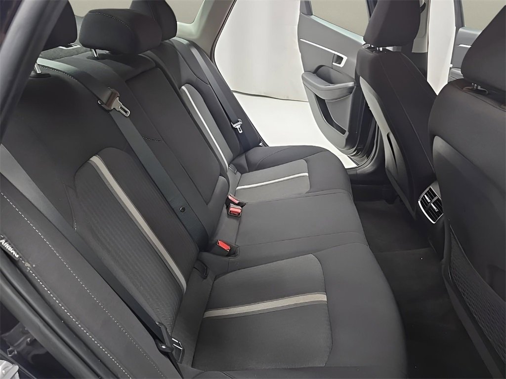 Certified 2025 Hyundai Sonata SEL image 18