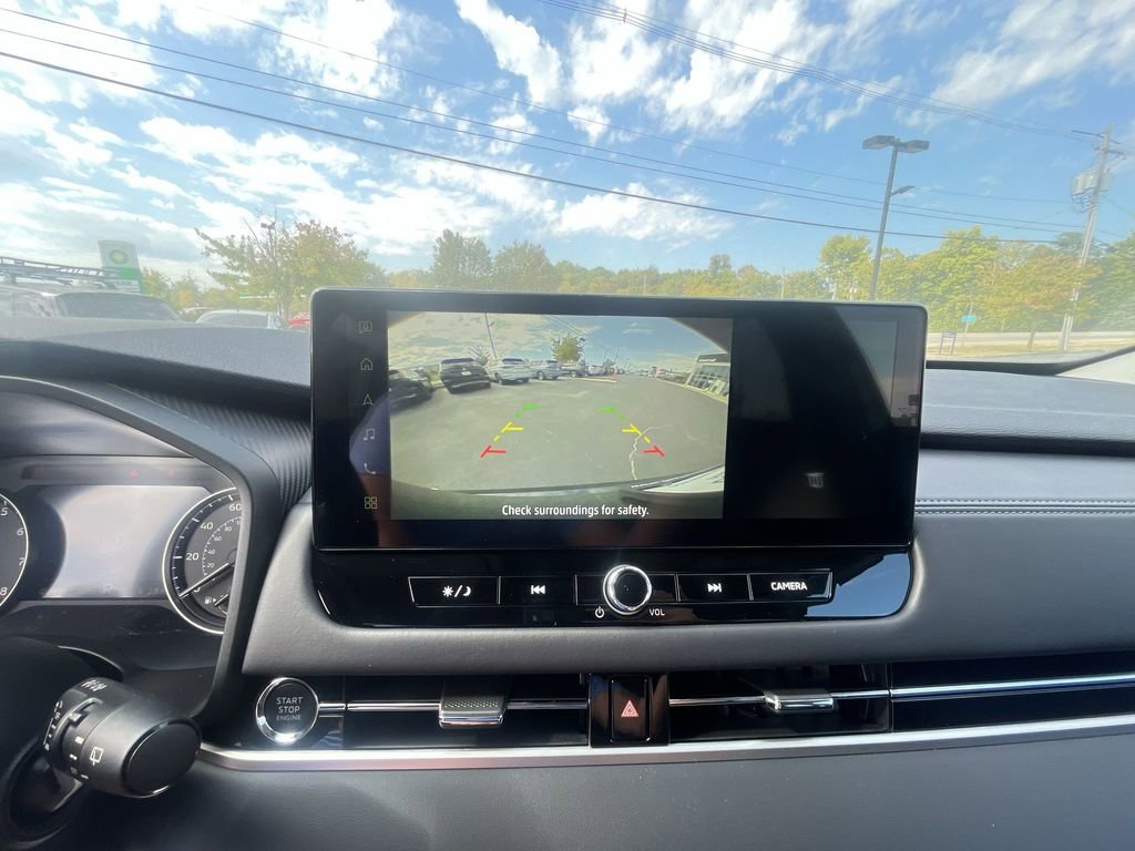 New 2025 Mitsubishi Outlander ES image 17