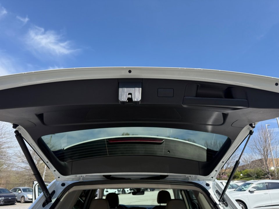 New 2026 Volkswagen Atlas SE image 14