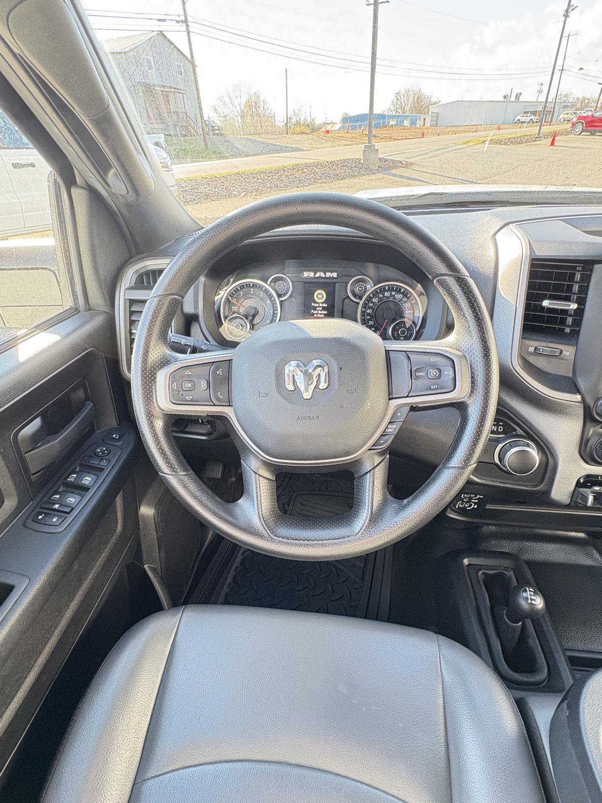 Used 2024 RAM 3500 Tradesman w/ Chrome Appearance Group image 9