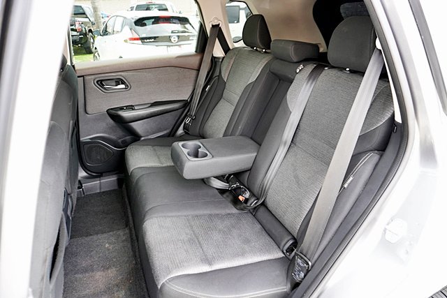 Used 2021 Nissan Rogue SV FWD image 24