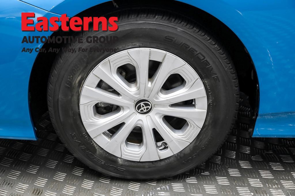 Used 2021 Toyota Prius Prime XLE w/ Carpet Mat Package (TMS) image 29